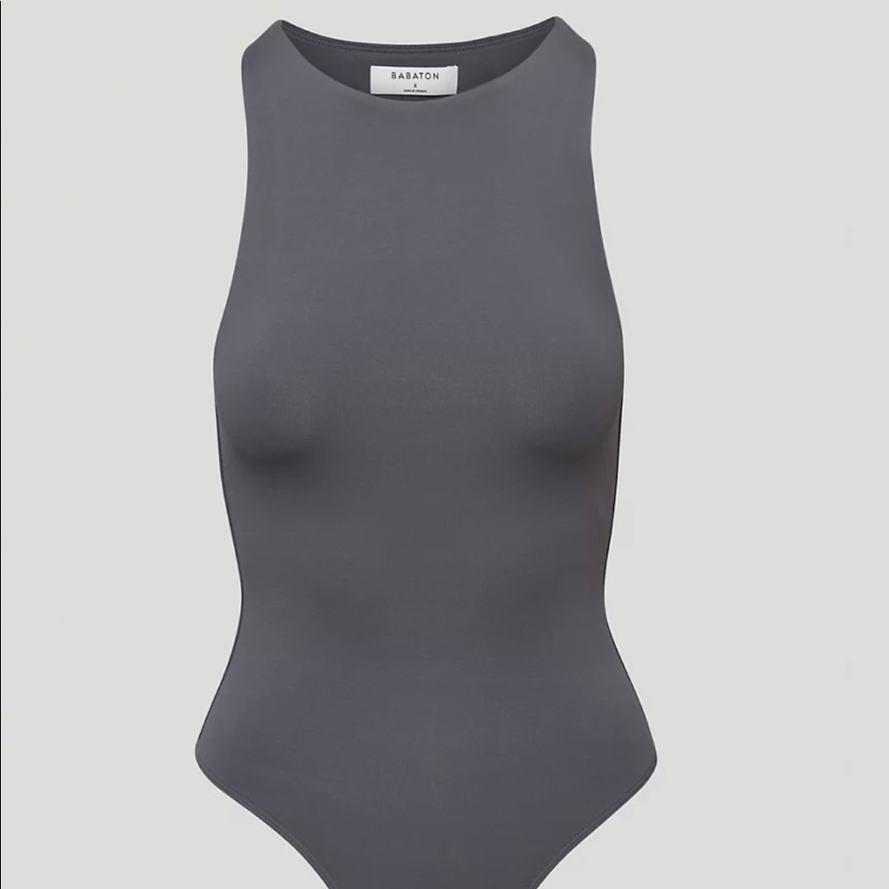 Aritzia Babaton Contour ‘90s Bodysuit